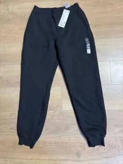 ☆新品タグ付　UNIQLO ボアスウェットパンツ　１５０☆