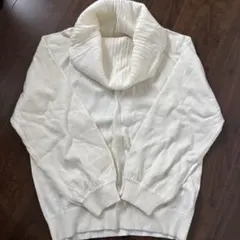 w closet ホワイト タートルネックニット