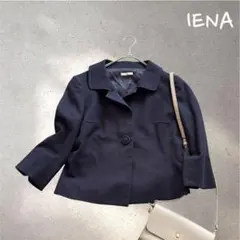 Item thumbnail for item 68d359a1-b32a-4450-b78f-edeadb8b9ec7