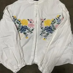 FANG WOMAN 花柄刺繍 長袖ブラウス ホワイトのサムネイル