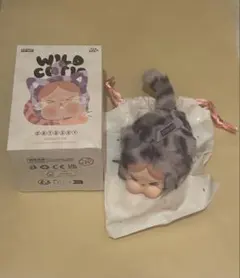 CRYBABY Wild but Cutie フォンチャーム 紫 POPMART