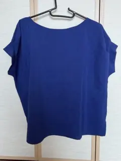 ブルー 半袖 Tシャツ ボートネックのサムネイル