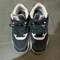 NIKE WMNS AIR MAX 90 ブラック×ピンク