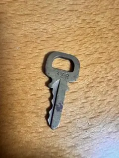 ルイヴィトン 南京錠 パドロック ゴールド 鍵のみ1本 338