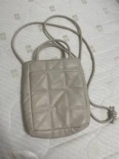 LOWRYS FARMのショルダーバッグ