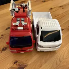 トイコー　光る鳴る消防車　フリクションシリーズ　ハイゼット　軽トラのサムネイル