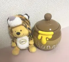 ディズニー プーさん ぬいぐるみ 2022 寅年 ハニーポット