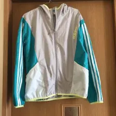 ナイロンジャケット