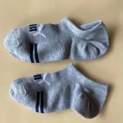PUMA グレー ショートソックス