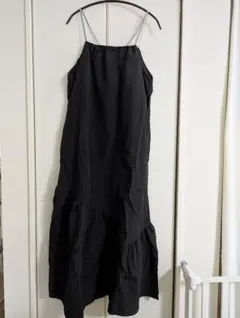 黒 ブラック ロングワンピース BEAMS ZARA しまむら UNIQLO