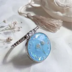 スマホリング　ハンドメイド品　かすみ草　スマホスタンドのサムネイル
