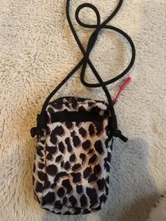 ヒョウ柄ショルダーバッグ