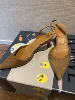 ブラウン スエード ポインテッドトゥ パンプス