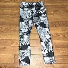 新品★ナイキタイツ ナイキスパッツ ナイキレギンス 更に、更に値下げしました‼️