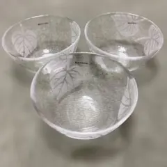 葉模様のガラスボウル 3個セット