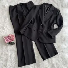 美品　Three Clochette ビジネススーツ　黒　１５号 パンツスーツ