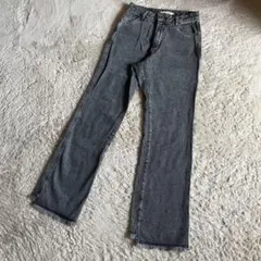 グレー ストレートデニムパンツ フリンジ裾