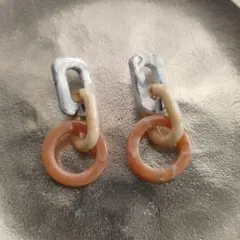 Item thumbnail for item 85bb972b-3d4c-4e74-8610-f800bab1a830