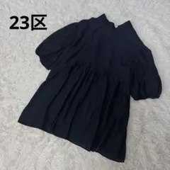 23区　エアリーシフォン 2WAY パフスリーブ ブラウス　ネイビーのサムネイル