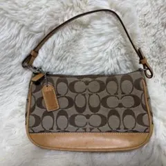 コーチ　アクセサリーポーチ