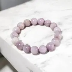 ３　品質キレイ！大玉クンツァイト天然石・12㎜・内径17cm前後