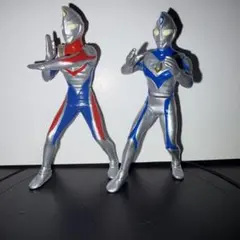 ウルトラマンティガ&ウルトラマンダイナ ハンカチ - メルカリ