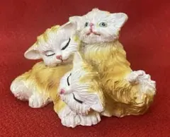 猫の置物