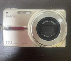 SANYO DSC-X1250 メガピクセル デジタルカメラ - メルカリ