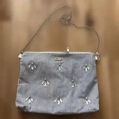 ストライプ柄ショルダーバッグ