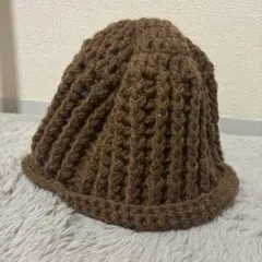 ブラウンニット帽子 リブ編みデザイン