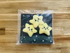 ちいかわ　流れ星なぬいぐるみバッジ