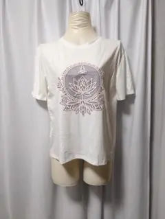 Item thumbnail for item cb3cd6a9-819a-45fd-95d7-eecdd74ed9ae