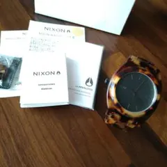 【NIXON】腕時計 * べっ甲のサムネイル