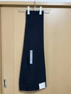 【新品未使用】UNIQLO感動パンツNAVY ウエスト79cm股下67cmに裾上