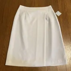 新品タグ付き　スカート