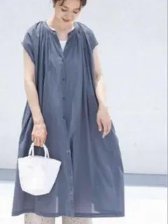 美品 アーバンリサーチドアーズ コットンボイルワンピース くすみブルー