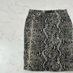 ZARA WOMAN 切替 パイソン柄 ポケット タイト ひざ丈 スカート 4のサムネイル