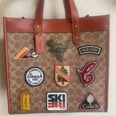 COACHフィールド トート シグネチャー キャンバス ウィズ パッチ