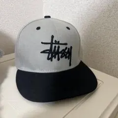 スナップバックキャップ