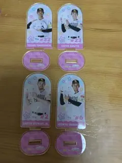 選手×シナモロールコラボ シークレットアクリルスタンド 4点セットのサムネイル