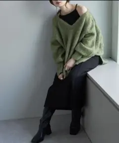 メランジVあきニットプルオーバー　グリーン　タグ付きです