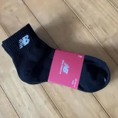 NB ニューバランス　クォーターソックス 3足・ブラック・23〜25cm