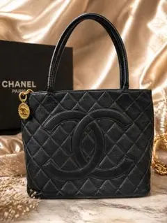 【美品】CHANEL 復刻トート キャビアスキン 黒 ゴールド金具