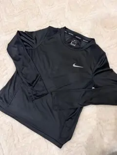 Nike DRI-FIT ブラック 長袖 トップス S