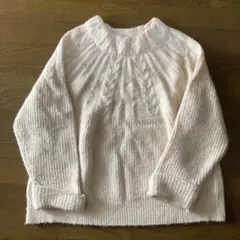 LUPILIEN 長袖セーター　ふわふわ　軽い　アイボリー