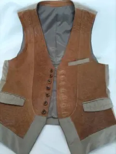 コムサメン　バックスキンレザーベスト　ジレ　羊革