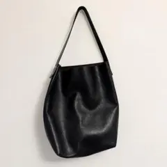 TEMBEA テンベア バゲットトート レザー ブラックのサムネイル