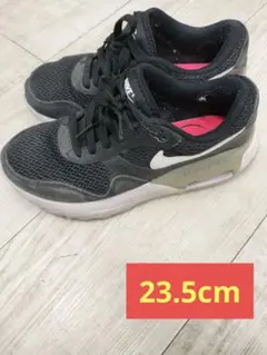 Item thumbnail for item 38da86d7-1c45-467f-96fa-fc595fa074ef