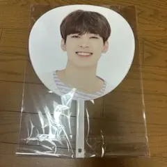 新品未使用】SEVENTEEN ウォヌWONWOO うちわ - メルカリ