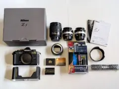 Nikon Zf ボディ ブラック 付属品多数のサムネイル